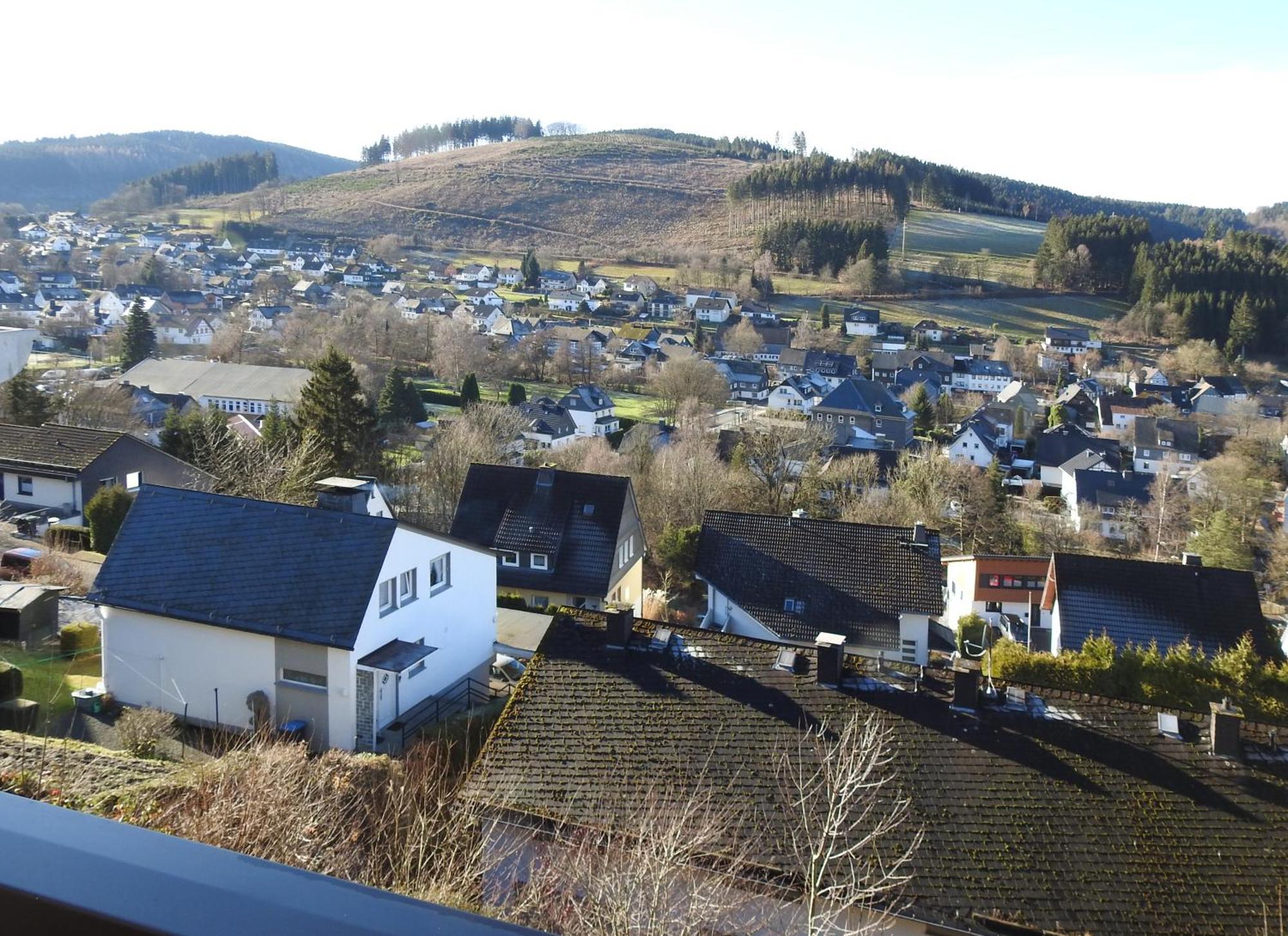 Pieck Mit Parkplatz Und Privater Garage *